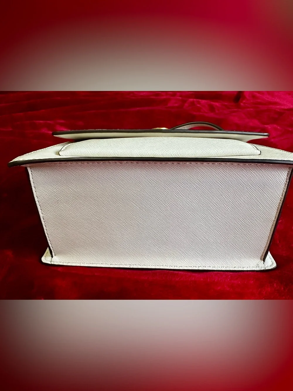 Tory Burch Robinson Convertible Leather Shoulder Bag in New Cream Color